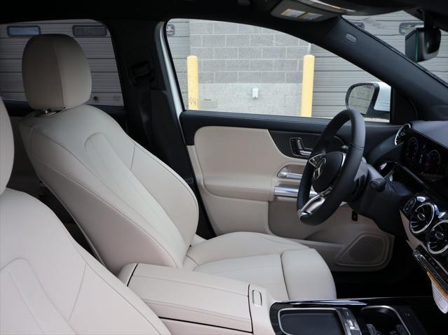 new 2025 Mercedes-Benz GLA 250 car, priced at $44,250