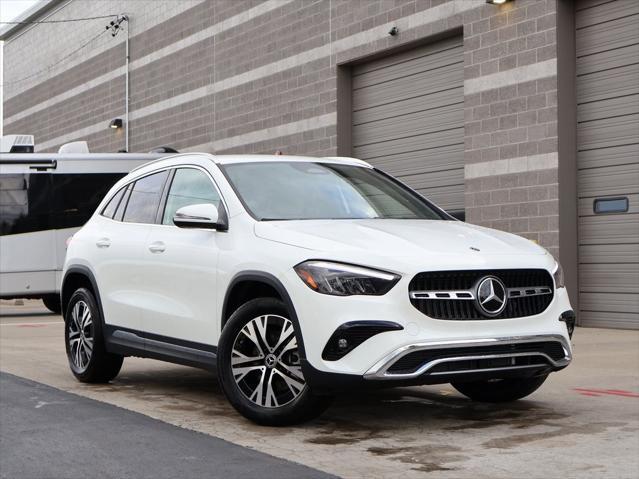 new 2025 Mercedes-Benz GLA 250 car, priced at $44,250