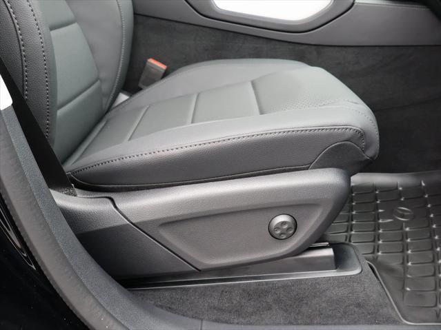 new 2025 Mercedes-Benz GLS 450 car, priced at $95,180