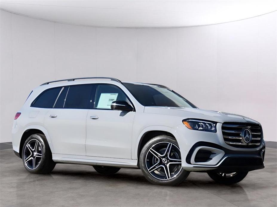 new 2024 Mercedes-Benz GLS 450 car, priced at $99,895