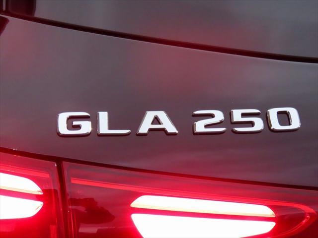 new 2025 Mercedes-Benz GLA 250 car, priced at $52,370