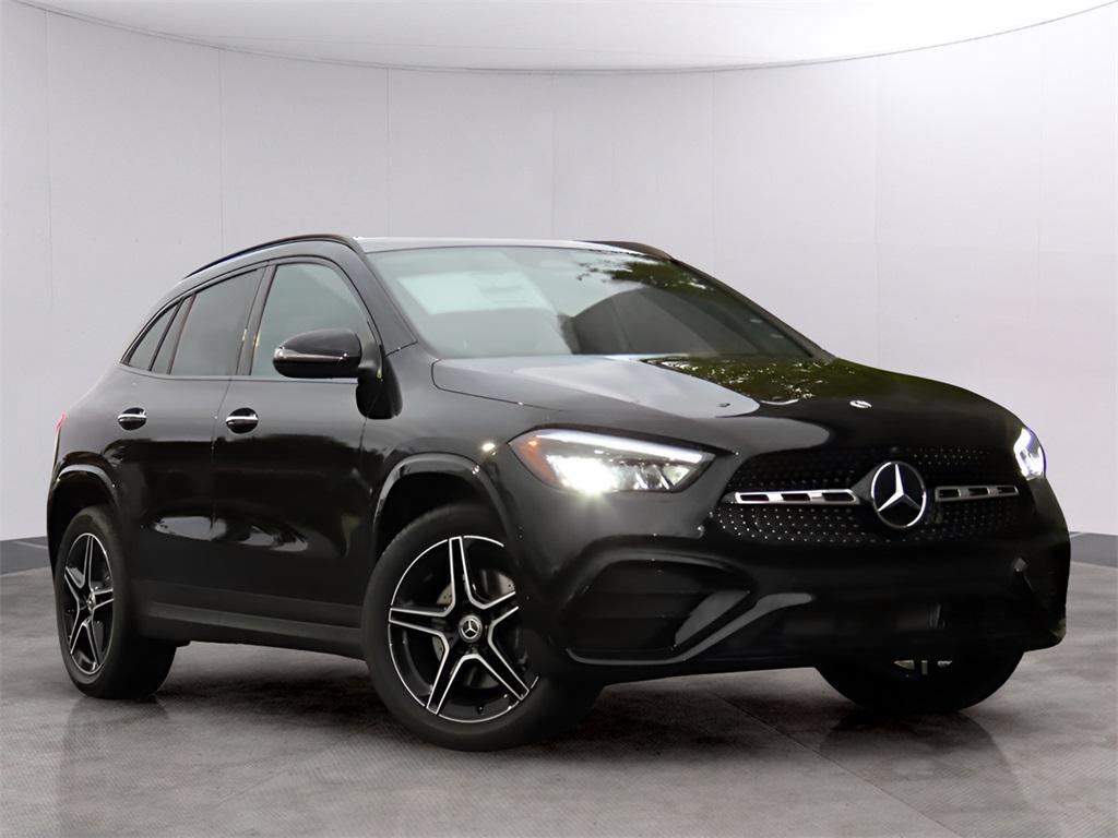 new 2025 Mercedes-Benz GLA 250 car, priced at $52,370