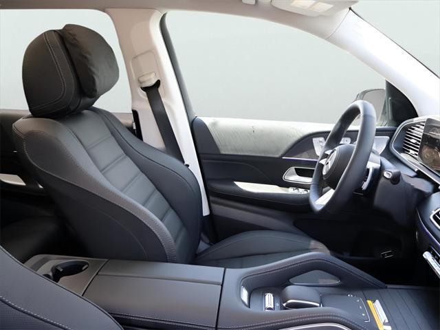 new 2025 Mercedes-Benz GLS 450 car, priced at $102,855