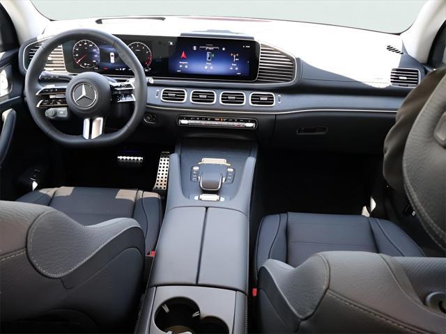 new 2025 Mercedes-Benz GLS 450 car, priced at $102,855