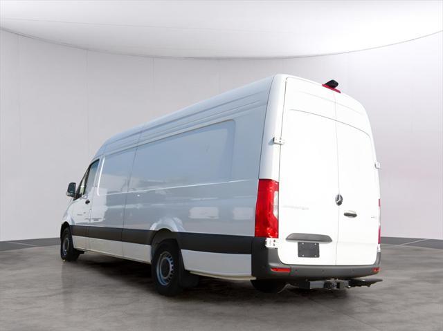 new 2024 Mercedes-Benz Sprinter 2500 car, priced at $70,156