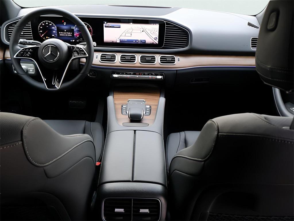 new 2025 Mercedes-Benz GLE 450 car, priced at $80,145