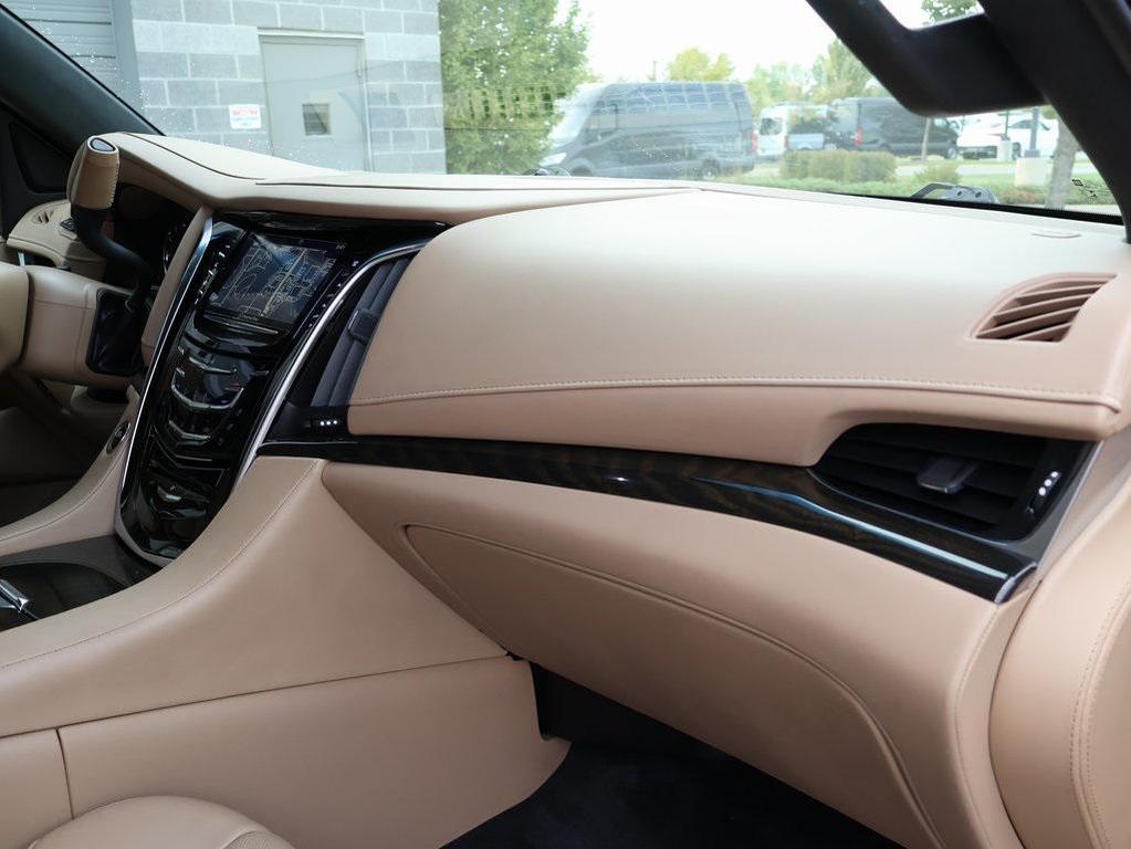 used 2019 Cadillac Escalade car, priced at $37,990