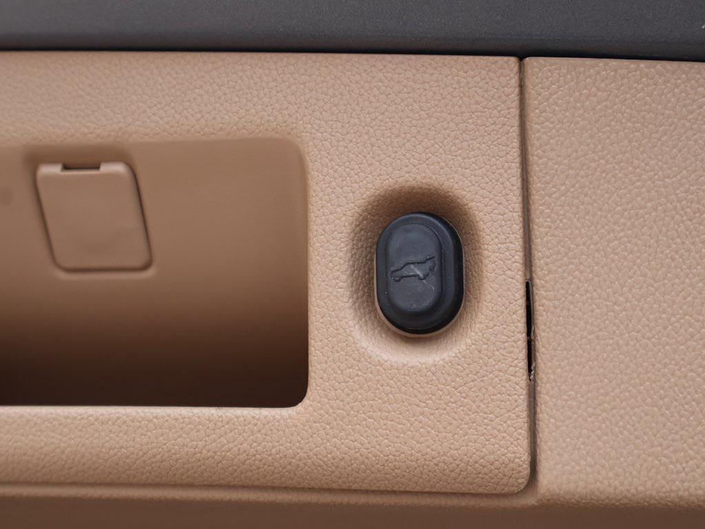 used 2019 Cadillac Escalade car, priced at $37,990
