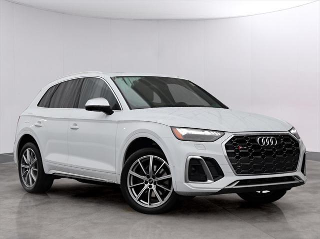 used 2021 Audi SQ5 car, priced at $39,990