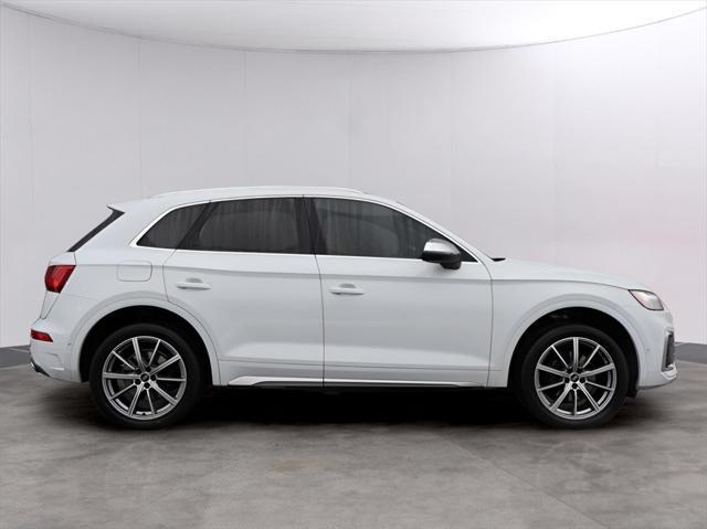 used 2021 Audi SQ5 car, priced at $39,990