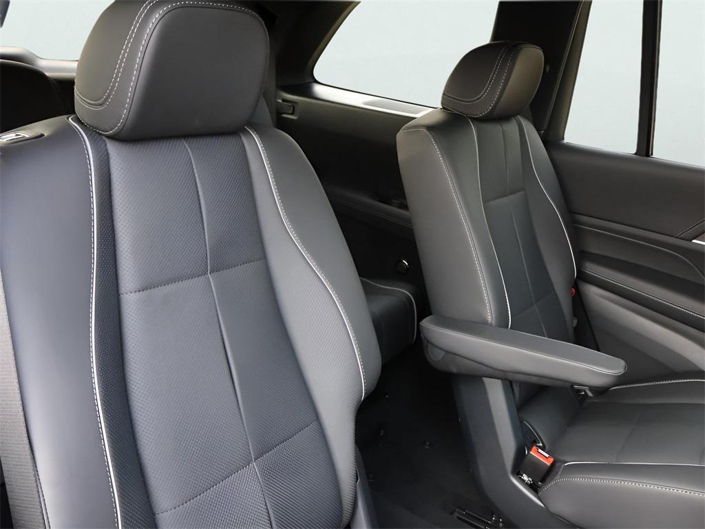new 2025 Mercedes-Benz GLS 580 car, priced at $129,895