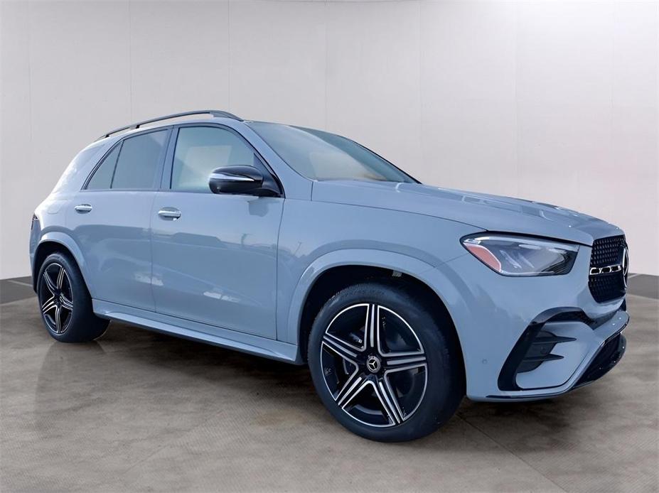 new 2024 Mercedes-Benz GLE 450 car, priced at $83,225