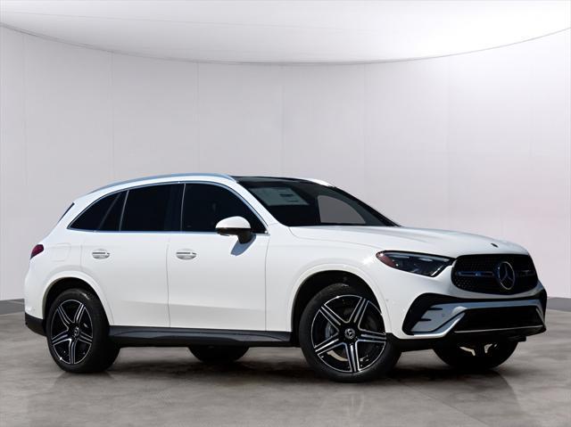 new 2025 Mercedes-Benz GLC 300 car, priced at $67,135