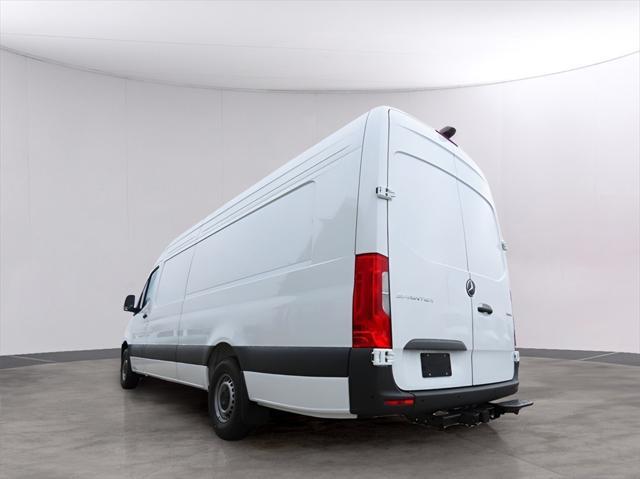 new 2024 Mercedes-Benz Sprinter 2500 car, priced at $70,156