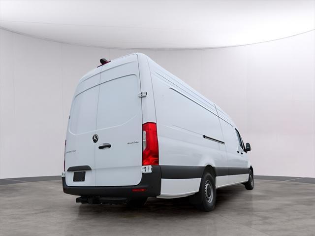 new 2024 Mercedes-Benz Sprinter 2500 car, priced at $70,156