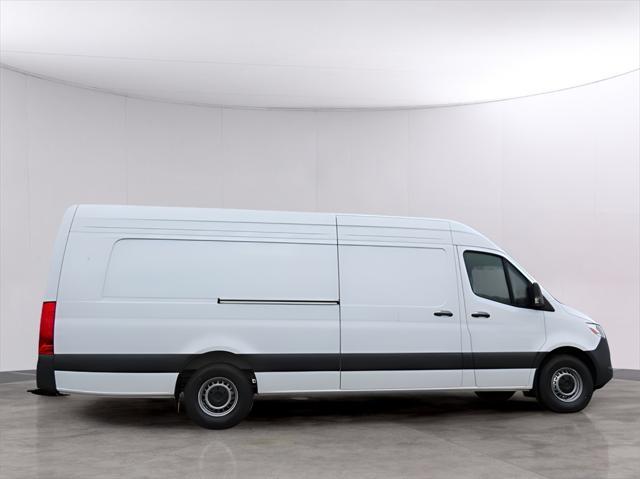 new 2024 Mercedes-Benz Sprinter 2500 car, priced at $70,156