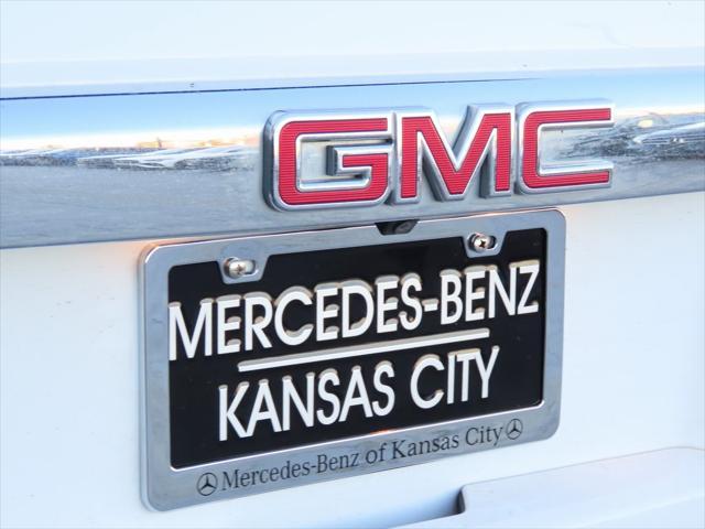 used 2015 GMC Yukon car, priced at $26,990