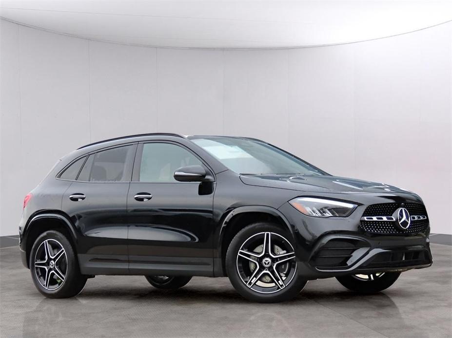 new 2024 Mercedes-Benz GLA 250 car, priced at $53,425