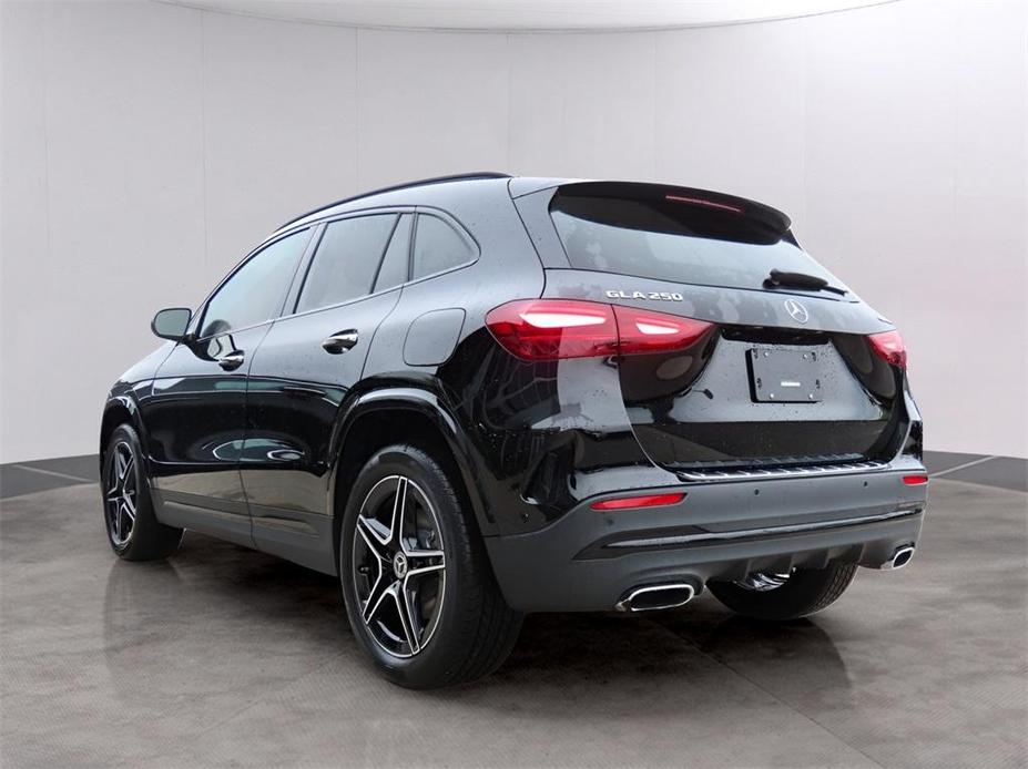 new 2024 Mercedes-Benz GLA 250 car, priced at $53,425