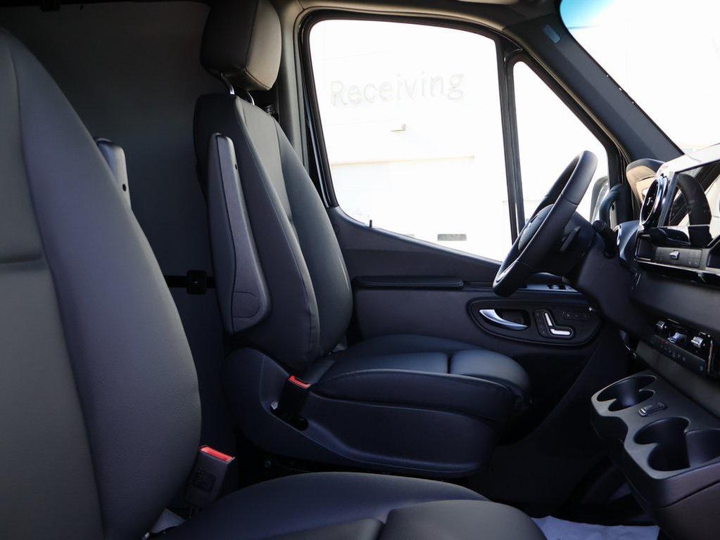 used 2024 Mercedes-Benz Sprinter 2500 car, priced at $70,302