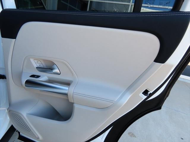 used 2025 Mercedes-Benz GLA 250 car, priced at $40,990