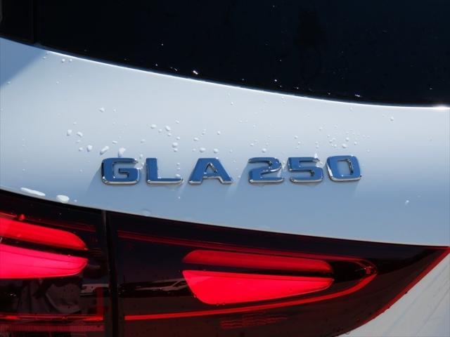 used 2025 Mercedes-Benz GLA 250 car, priced at $40,990