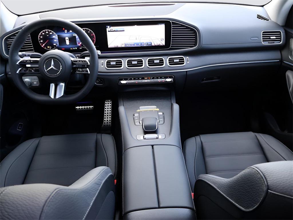 new 2025 Mercedes-Benz GLS 450 car, priced at $98,705