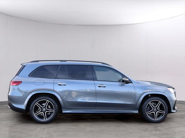 new 2025 Mercedes-Benz GLS 450 car, priced at $98,705