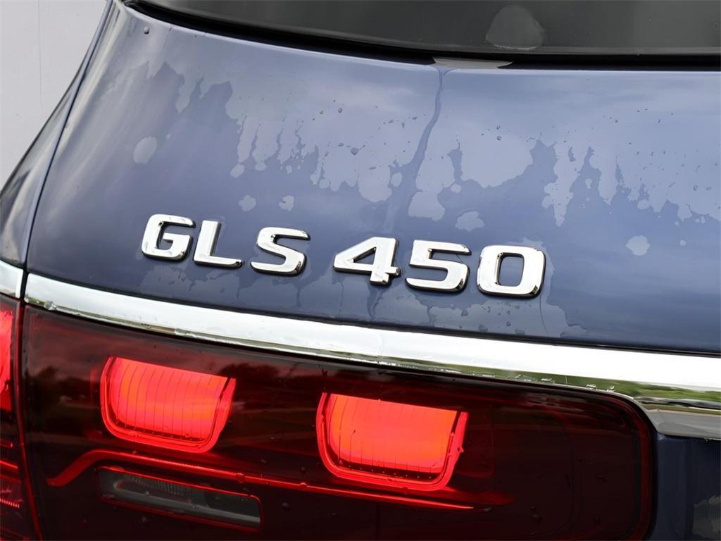 new 2025 Mercedes-Benz GLS 450 car, priced at $100,165