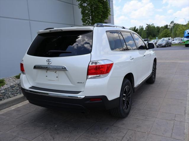 used 2012 Toyota Highlander car, priced at $9,995