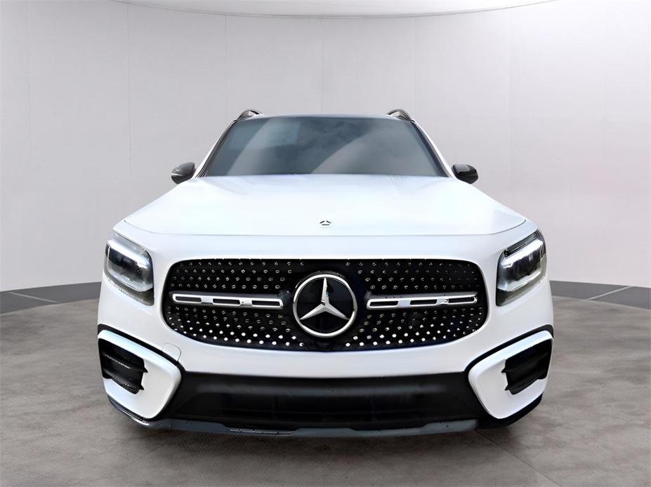 new 2024 Mercedes-Benz GLB 250 car, priced at $56,765