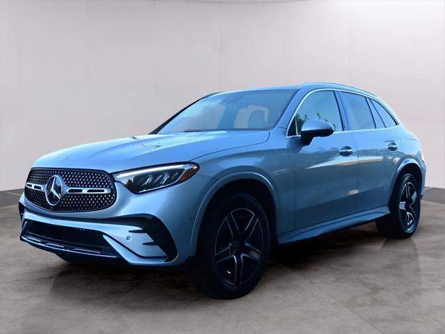 new 2025 Mercedes-Benz GLC 300 car, priced at $61,565