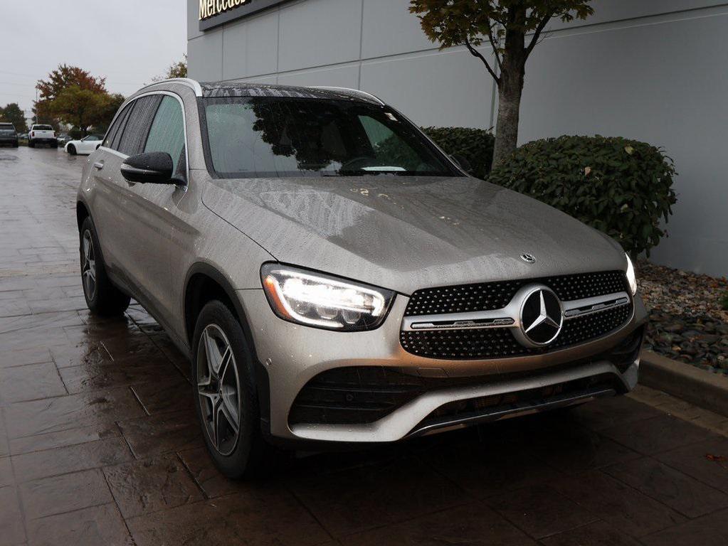 used 2021 Mercedes-Benz GLC 300 car