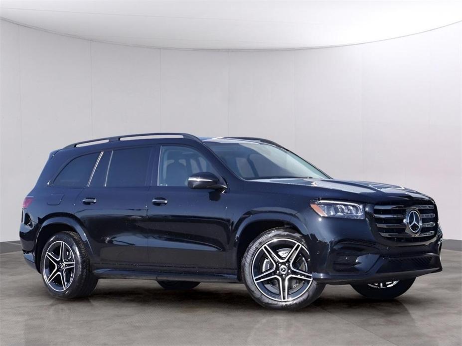 new 2024 Mercedes-Benz GLS 450 car, priced at $95,320