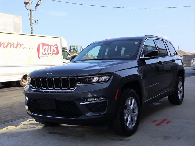 used 2022 Jeep Grand Cherokee car, priced at $33,990