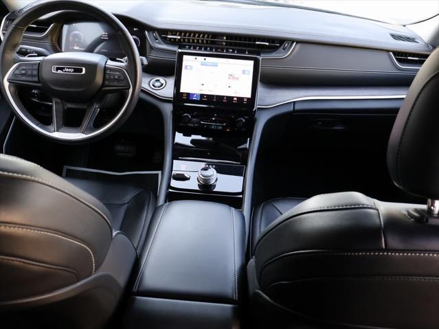 used 2022 Jeep Grand Cherokee car, priced at $33,990