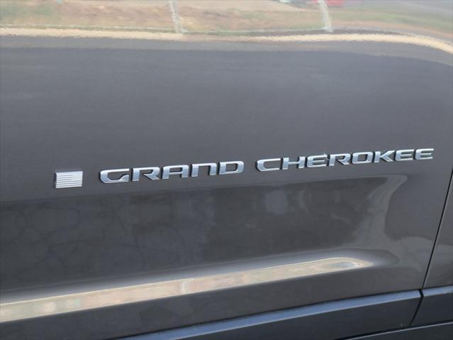 used 2022 Jeep Grand Cherokee car, priced at $33,990