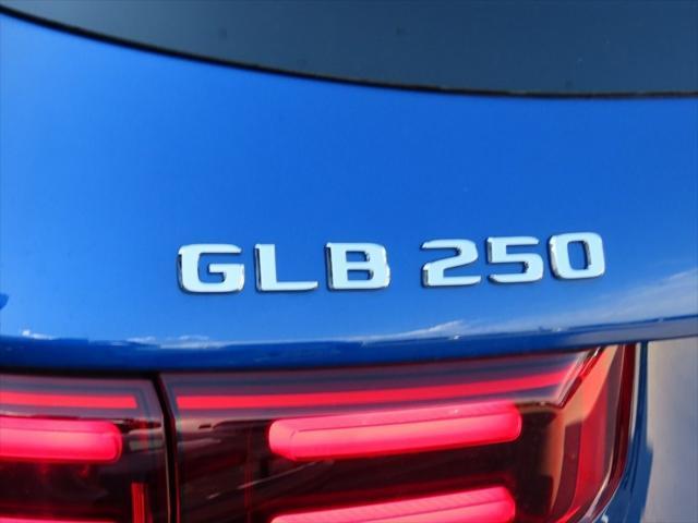 new 2024 Mercedes-Benz GLB 250 car, priced at $50,900