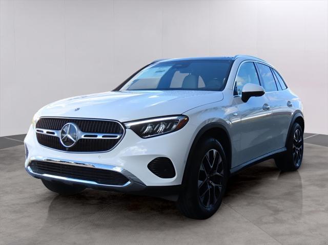 new 2025 Mercedes-Benz GLC 350e car, priced at $65,700