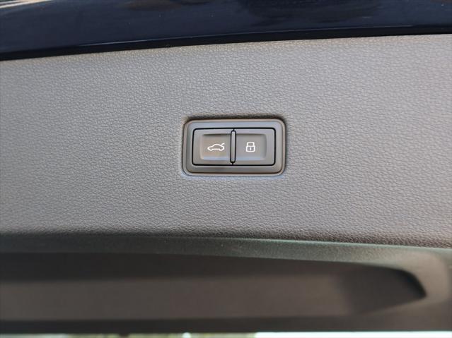 used 2025 Audi Q8 car