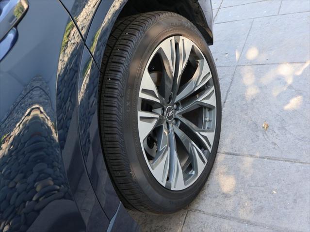 used 2025 Audi Q8 car