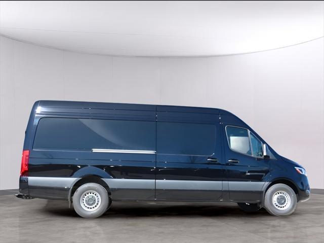 new 2024 Mercedes-Benz Sprinter 2500 car, priced at $78,142