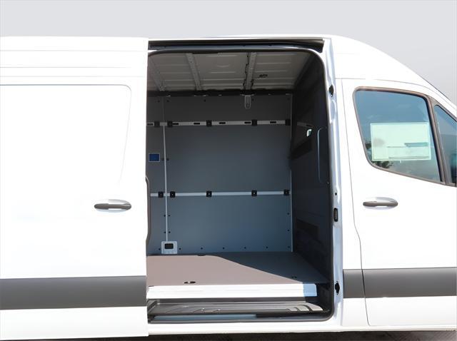 new 2024 Mercedes-Benz Sprinter 2500 car, priced at $70,063