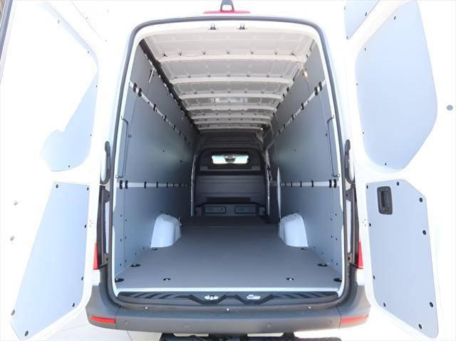 new 2024 Mercedes-Benz Sprinter 2500 car, priced at $70,063