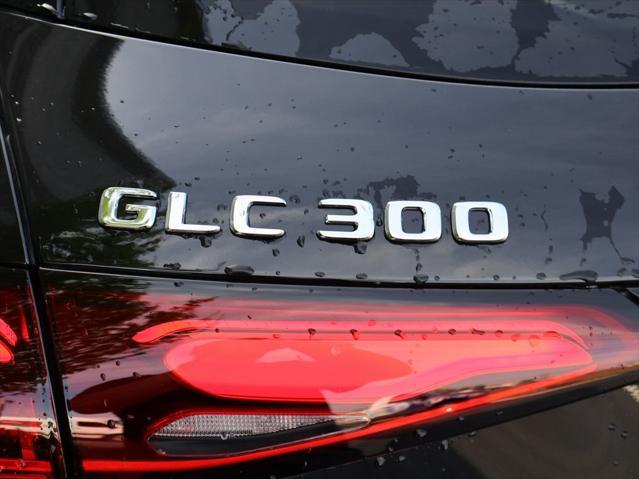 new 2025 Mercedes-Benz GLC 300 car, priced at $62,580