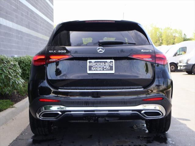 new 2025 Mercedes-Benz GLC 300 car, priced at $62,580