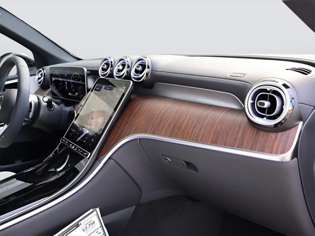 new 2025 Mercedes-Benz GLC 300 car, priced at $62,580