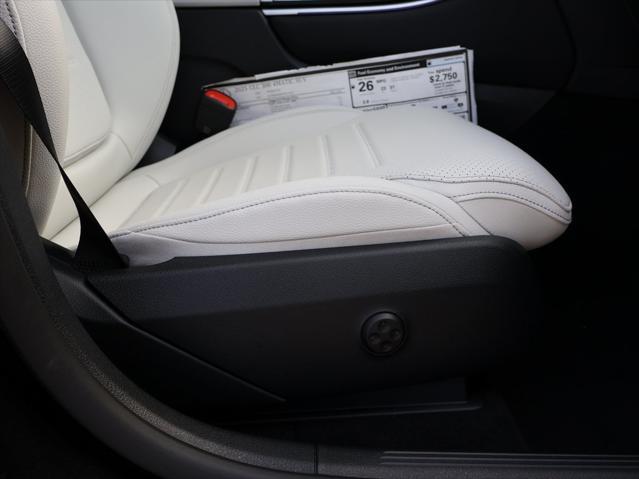 new 2025 Mercedes-Benz GLC 300 car, priced at $62,580