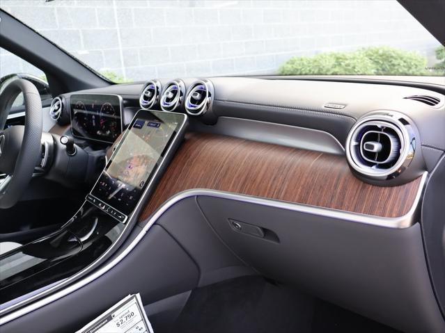 new 2025 Mercedes-Benz GLC 300 car, priced at $62,580
