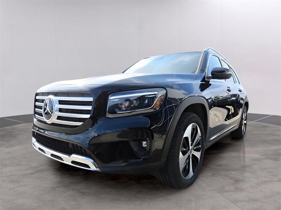 new 2024 Mercedes-Benz GLB 250 car, priced at $53,815